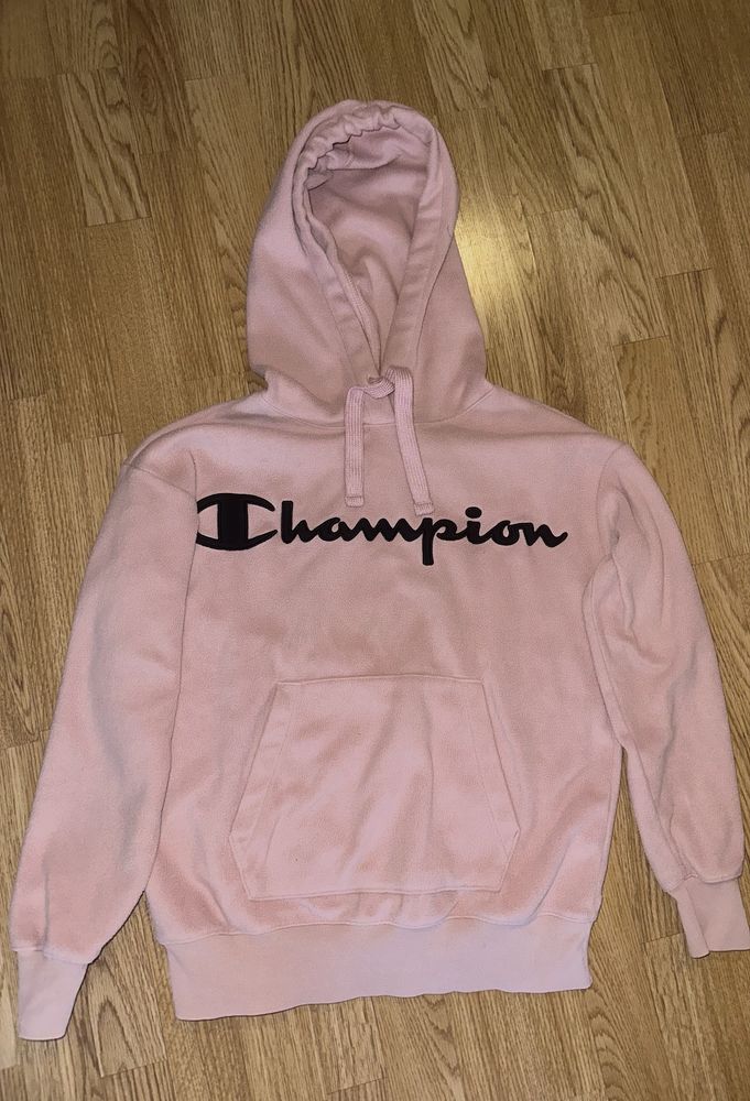 Продам флисовую худи Champion розового цвета
