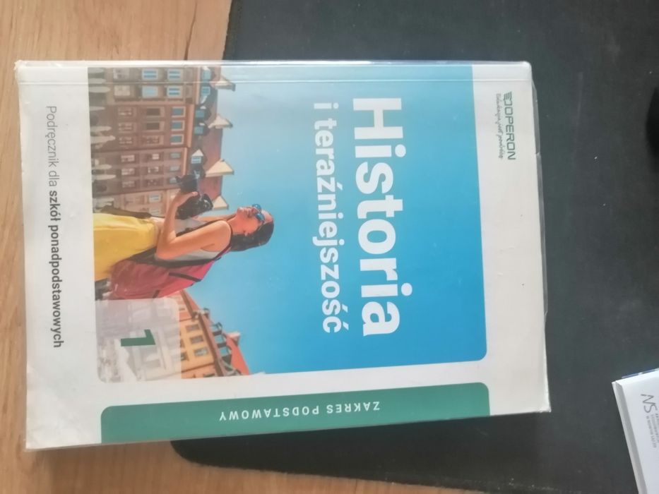 Historia i teraźniejszość HiT 1 operon