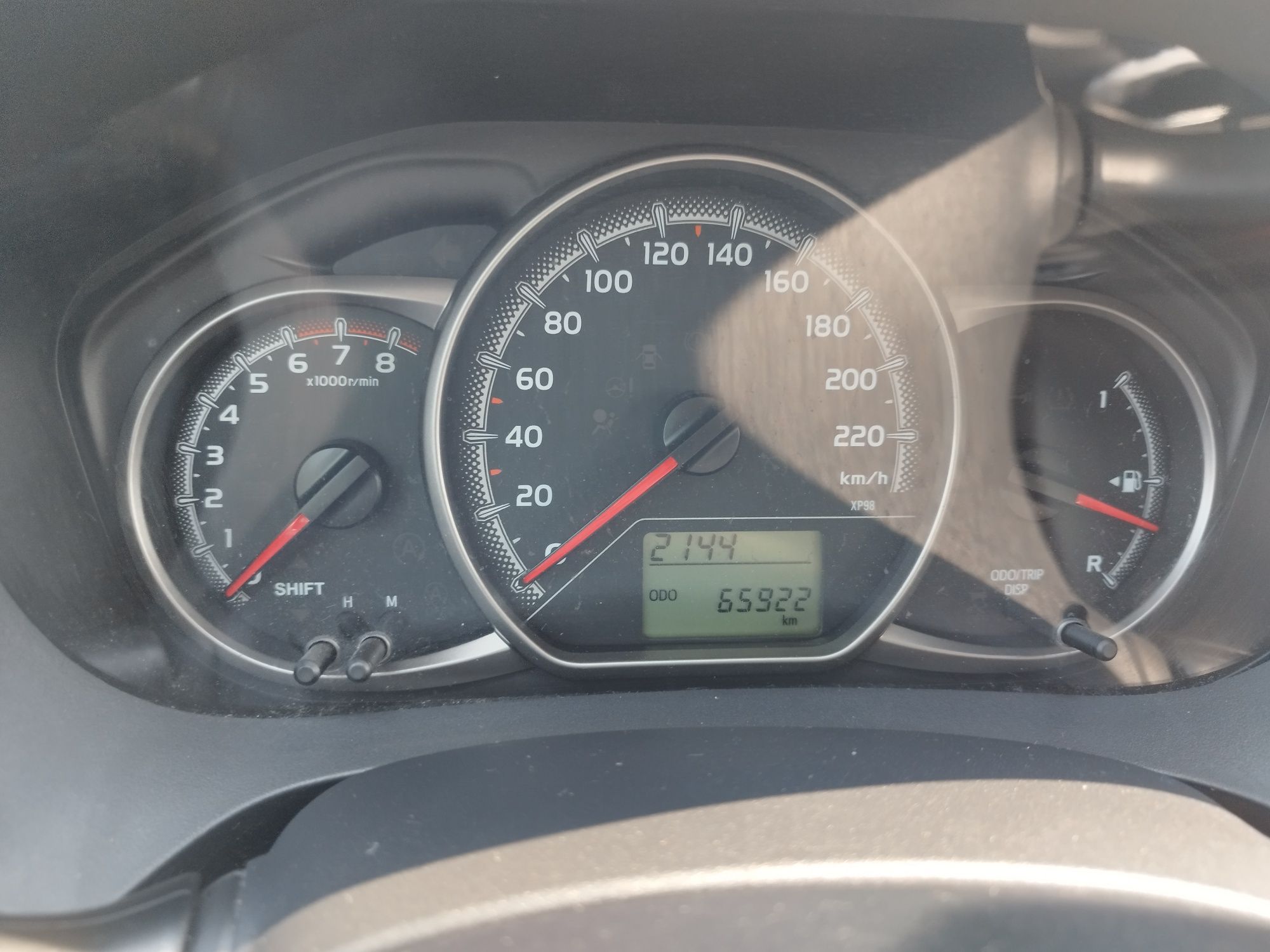 Toyota Yaris 1.0 gasolina 65000km 2016