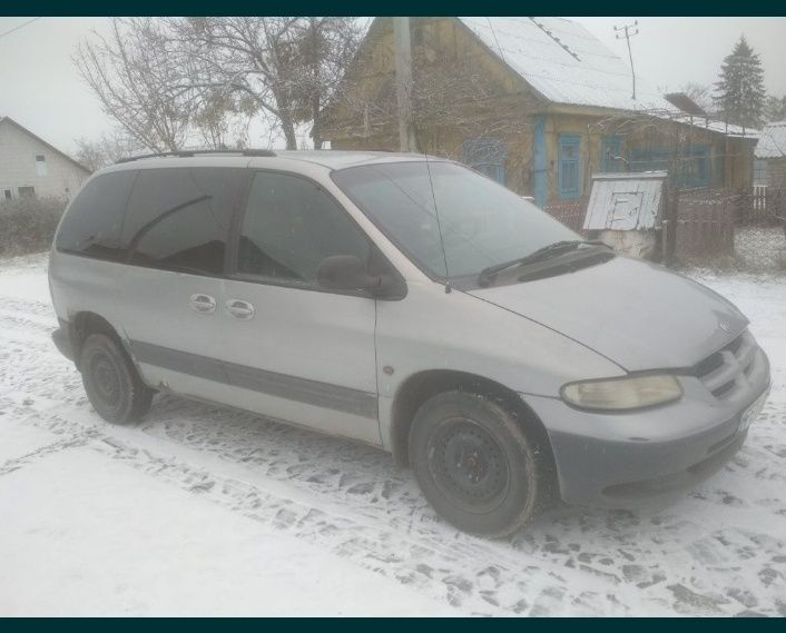 Крайслер Вояджер 2.5 тд