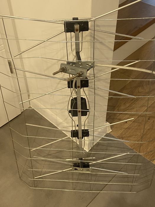 Atena zewnwtrzna siatkowa