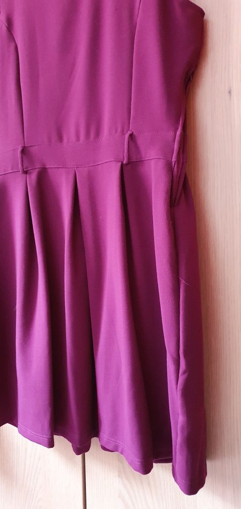 Vestido roxo L (Pull & Bear)