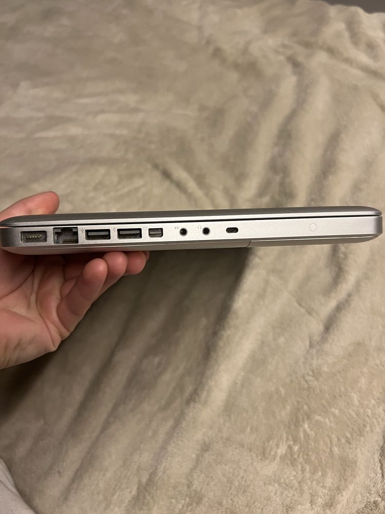 Macbook pro 13 (late 2008) 256 ssd