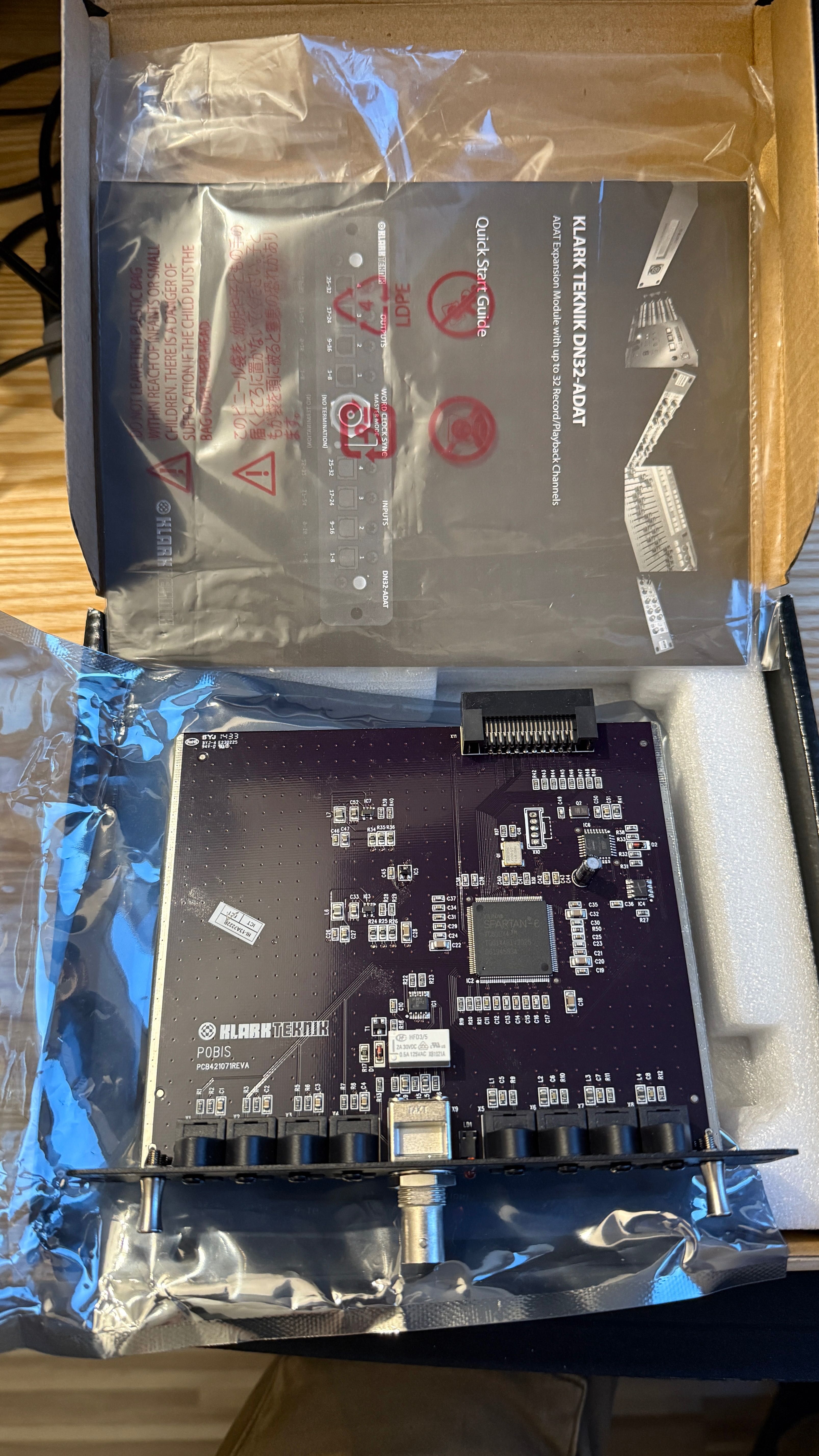 Klark Teknik DN32 - ADAT - karta, moduł do Behringer X32/ Midas M32