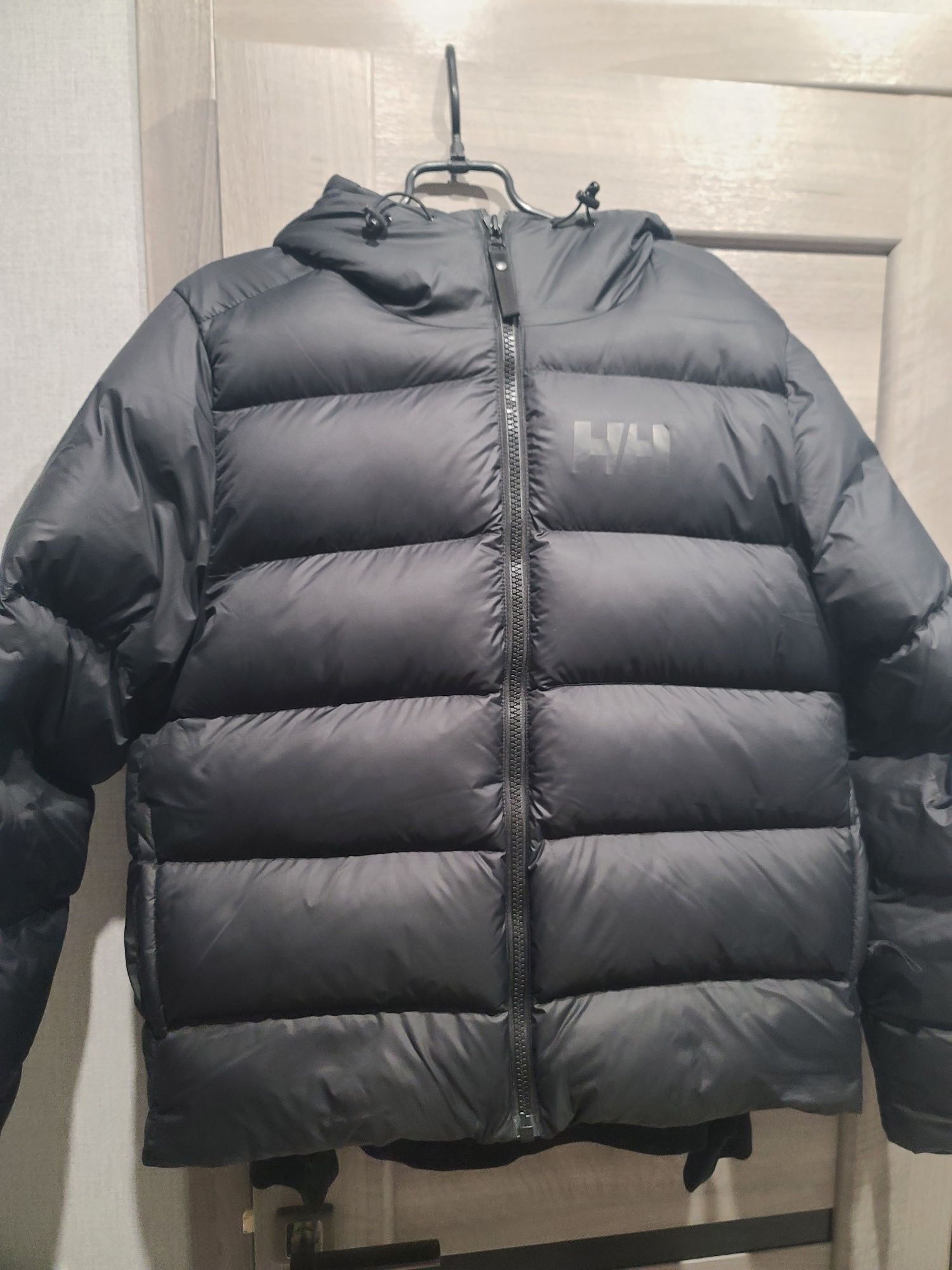Пуховик helly hansen оригінал