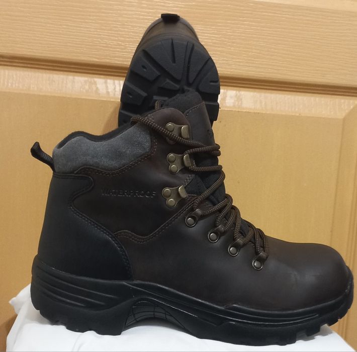 Продам чоловічі оригінальні нат шкіра зимові термочеревики EVEREST нов