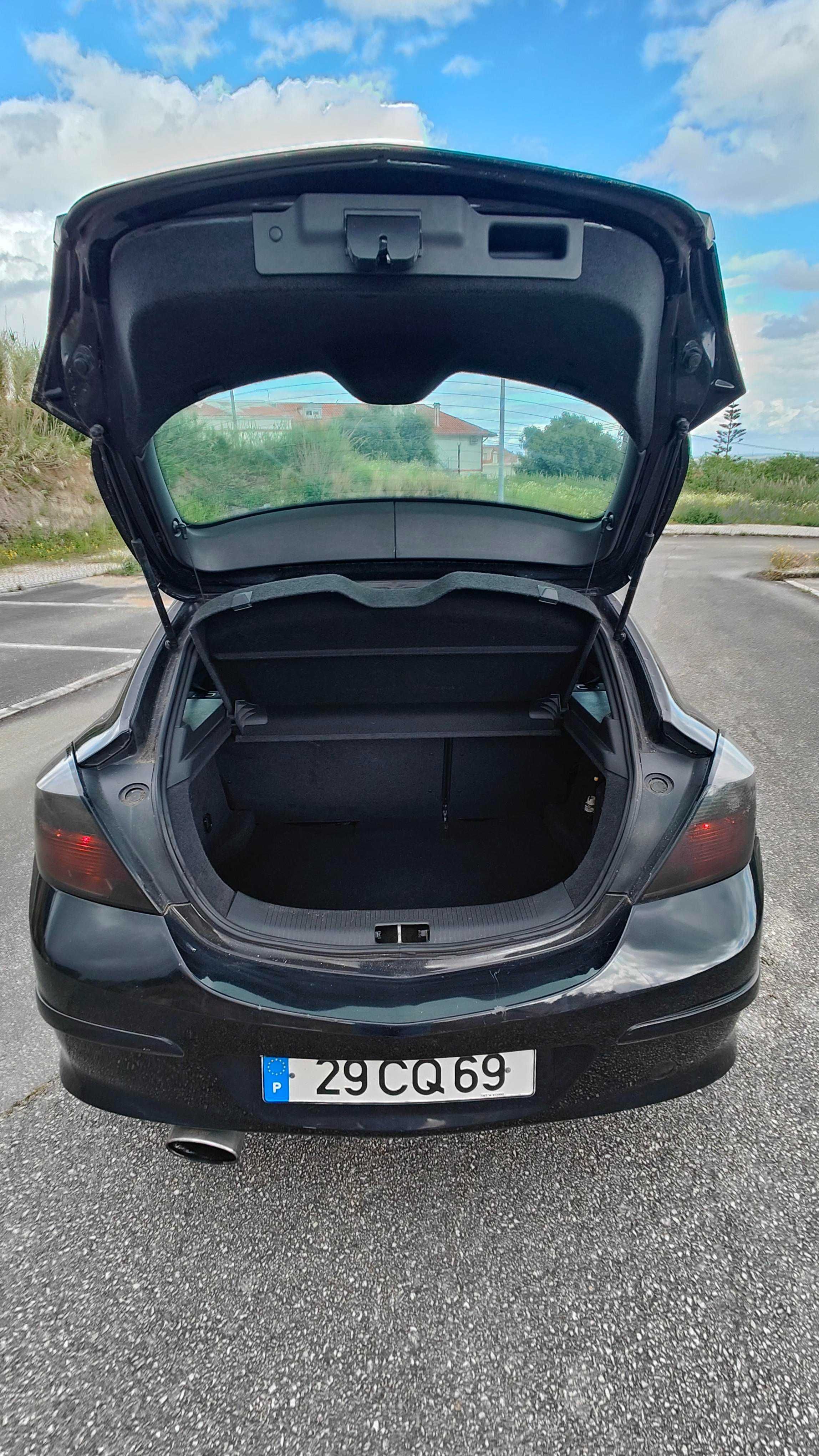 Opel Astra GTC 1.3