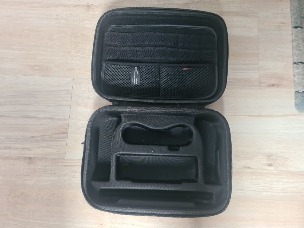 Nintendo switch oled+2etui+Pad 8bitdo+2joycony+ładowarka na 4joycony
