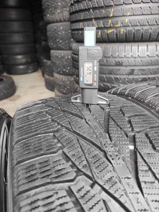 Nokian Hakkapeliitta R2 SUV 215/60r17 100R Extra Load 4шт, 6-7мм, ЗИМА