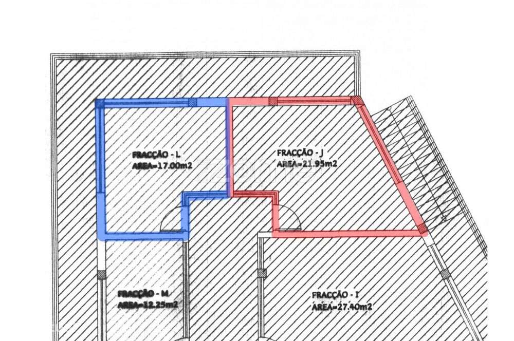 Lojas - Edifício Variante em Sobreira | Paredes