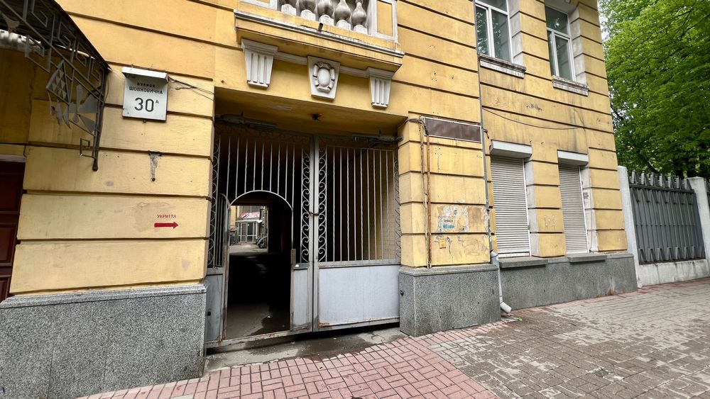 72м2. Фасад.Отдельный вход. Не отключают свет