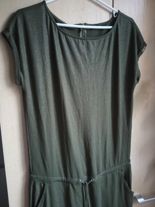 Długi kombinezon z brokatowym połyskiem khaki Mohito basic 40 L