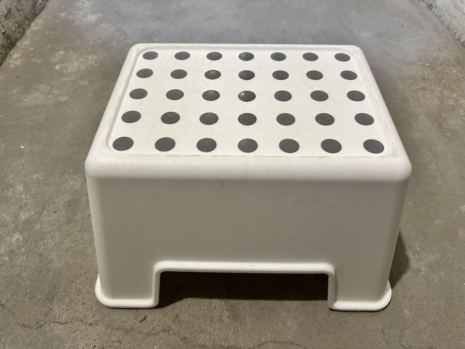 Stołek bolmen ikea