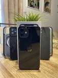 iPhone 12 • 64GB • 83% Baterii • 6 Etui