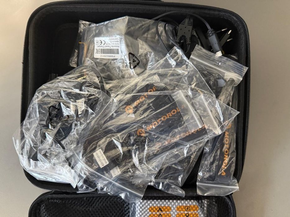 Рація 4шт Motorola Talkabout T82 Extreme Quad Pack + безкоштовні навуш