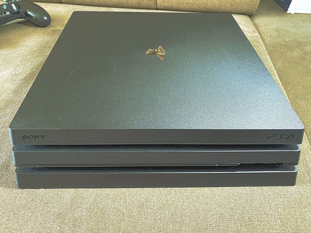 Sony Playstation 4 Pro 1 Tb