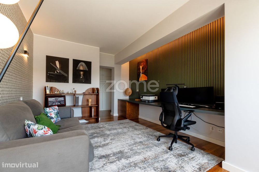 Apartamento Duplex T4 - Cruz Quebrada-Dafundo