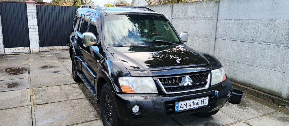 Продам авто Міцубісі паджеро вагон 3