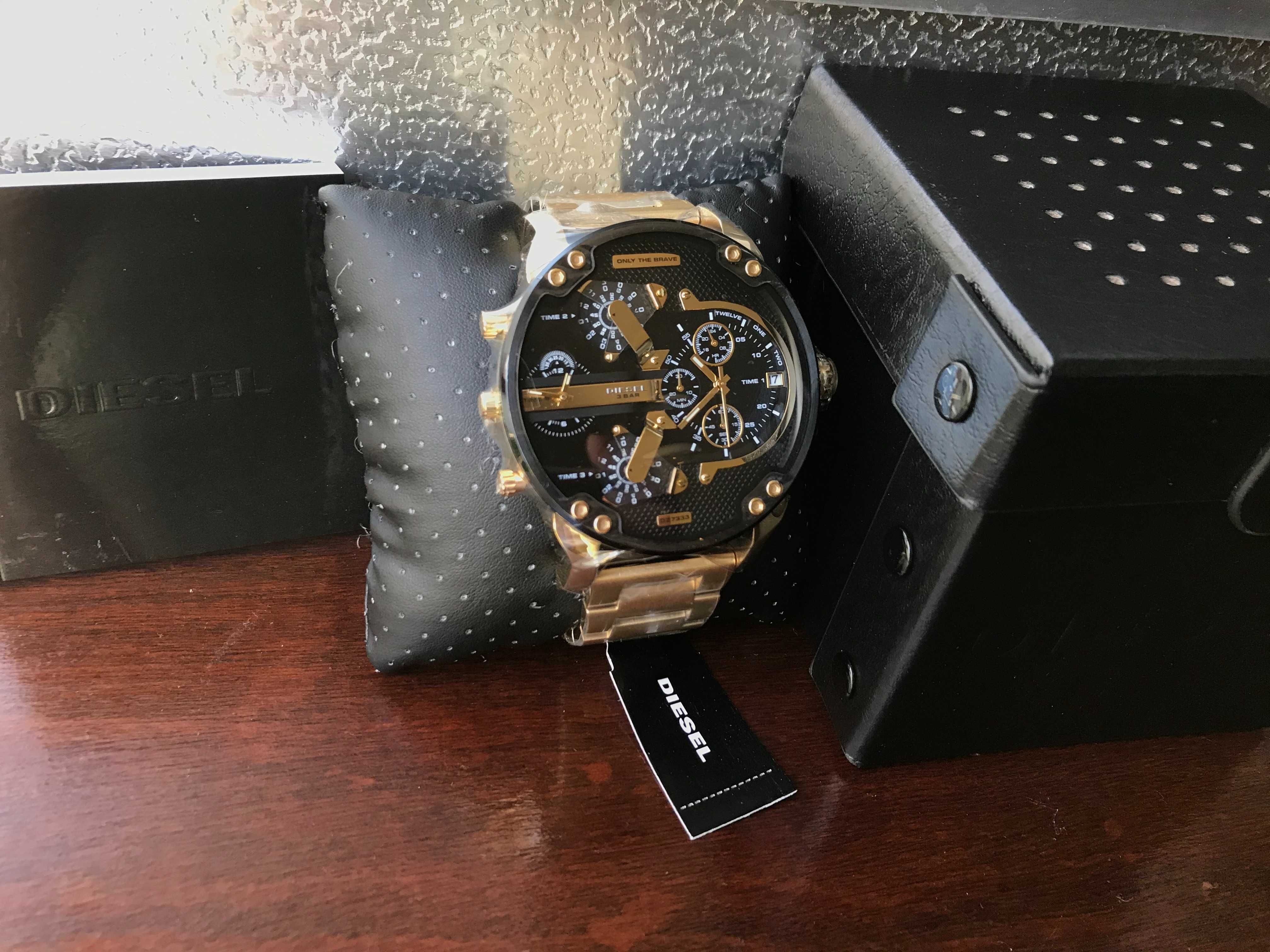 Relógio Diesel Dourado & Preto