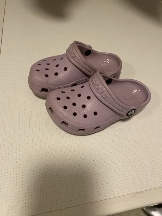 Klapki crocs c8 r 24-25