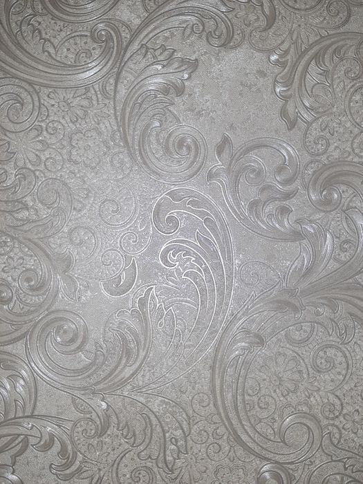 Продам один рулон обоев