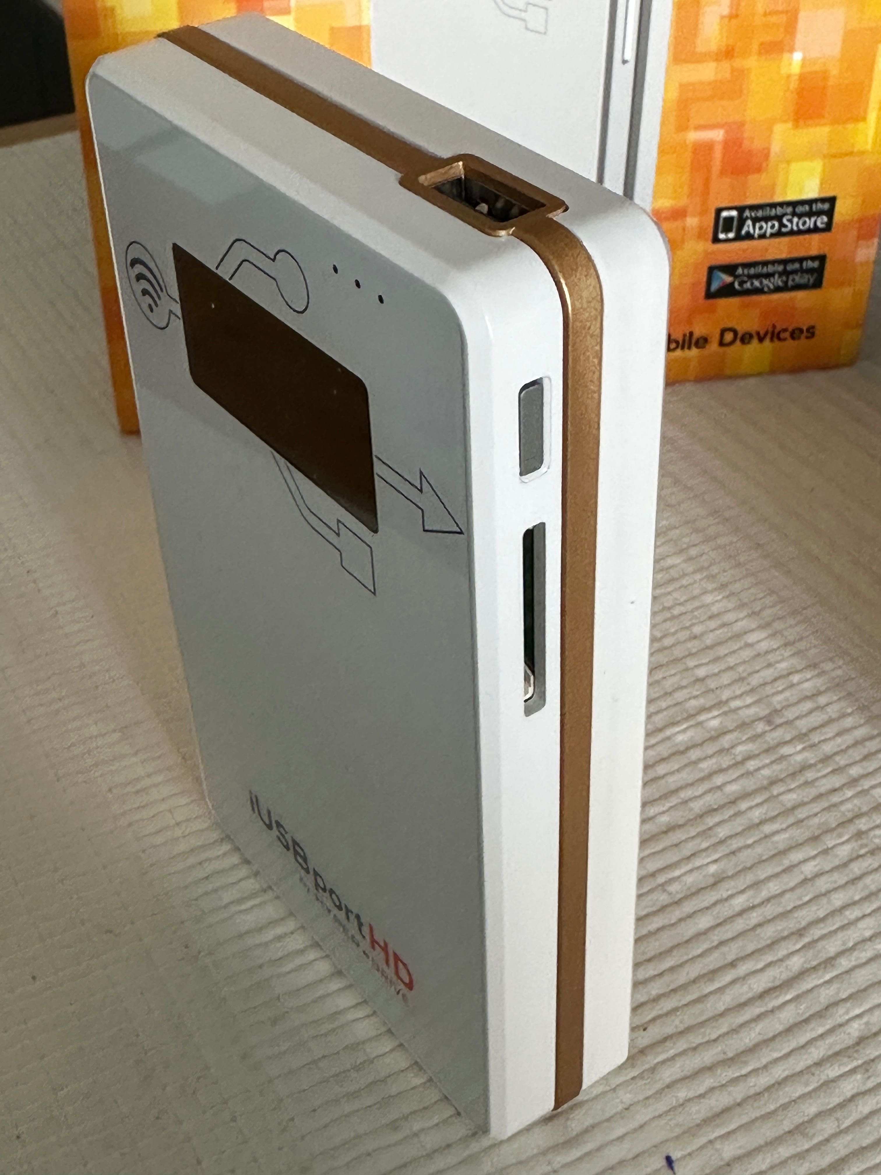 iUSB port HD - Disco externo com wifi e leitor cartões SD