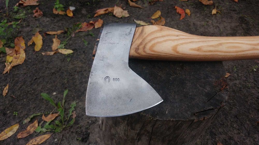 Siekiera Oberharzer Bison 800