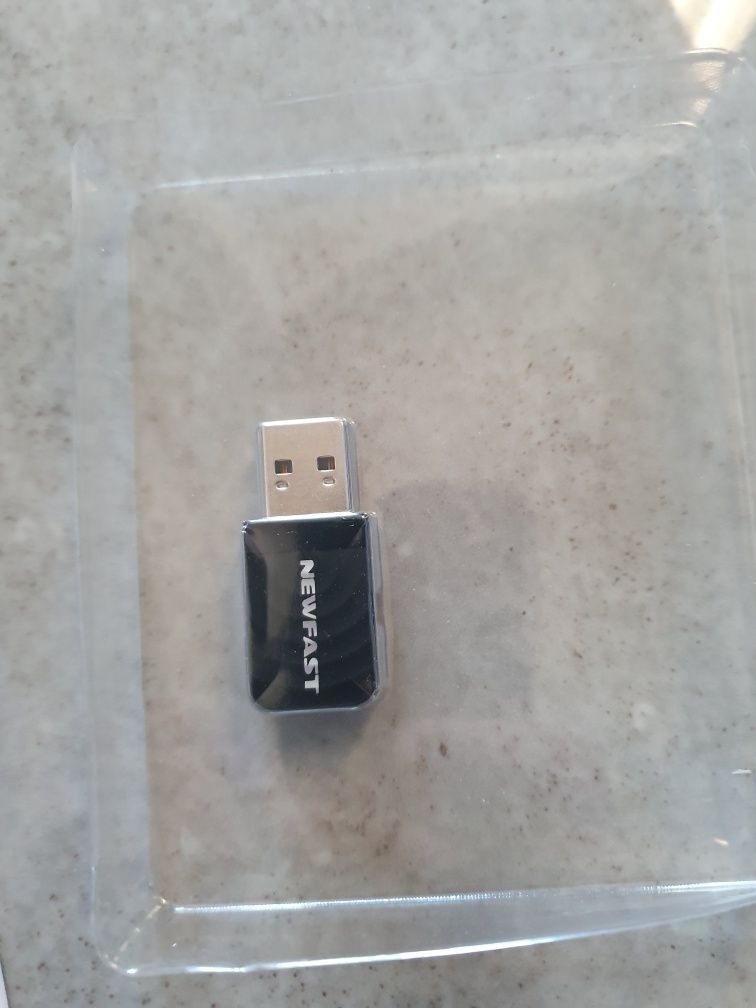 Newfast adapter USB wifi
