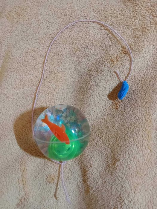 Świecąca piłka 6 cm