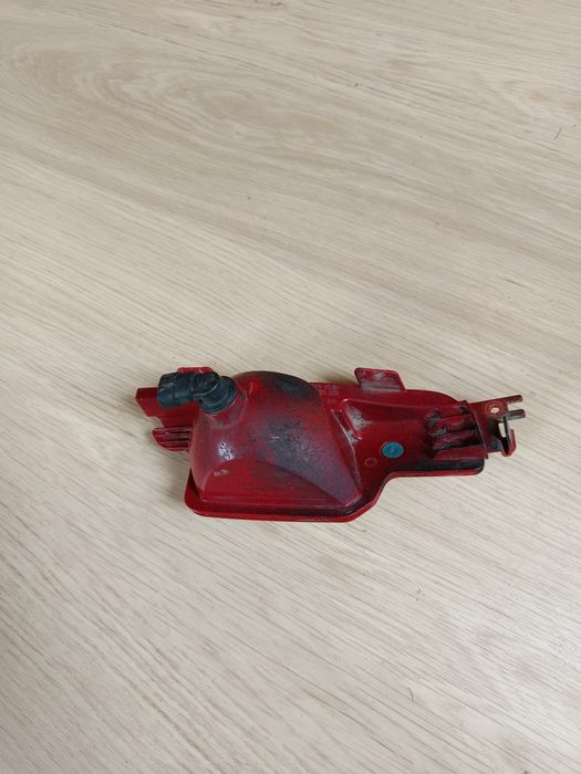 Fiat 500 lift 2015- tylna lampa przeciwmgielna lewa