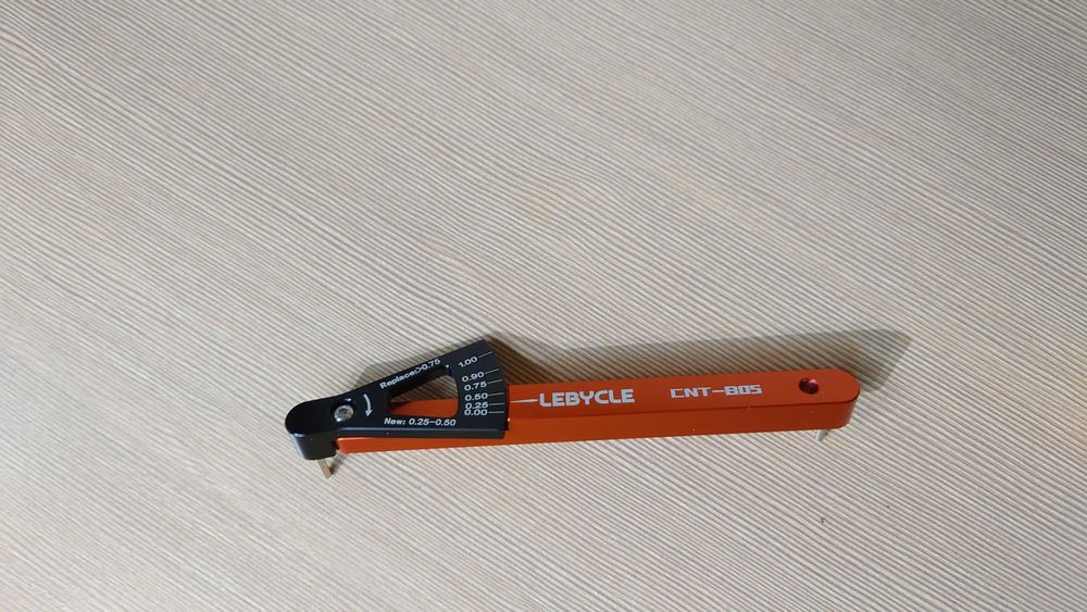 Miernik przymiar pomiar zużycia łańcucha rowerowego Lebycle #50