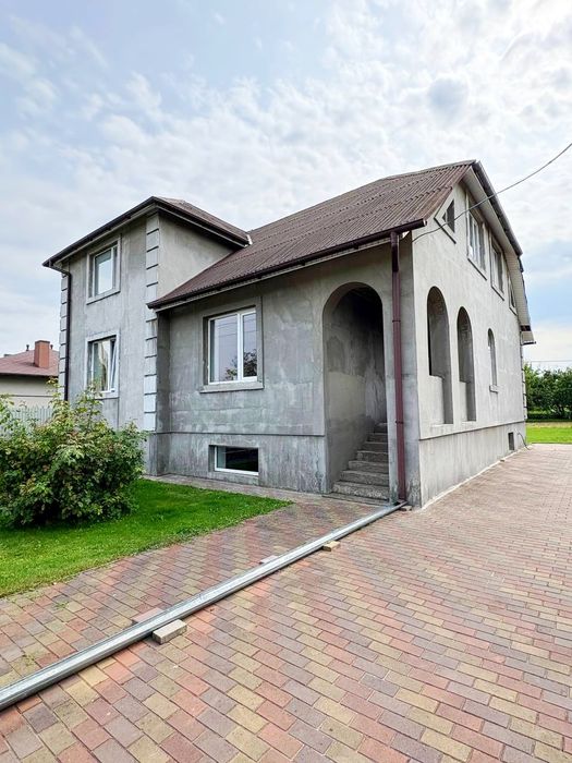 Будинок в Клевані - 88 000 Дол США