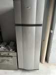 Продам холодильник Whirlpool