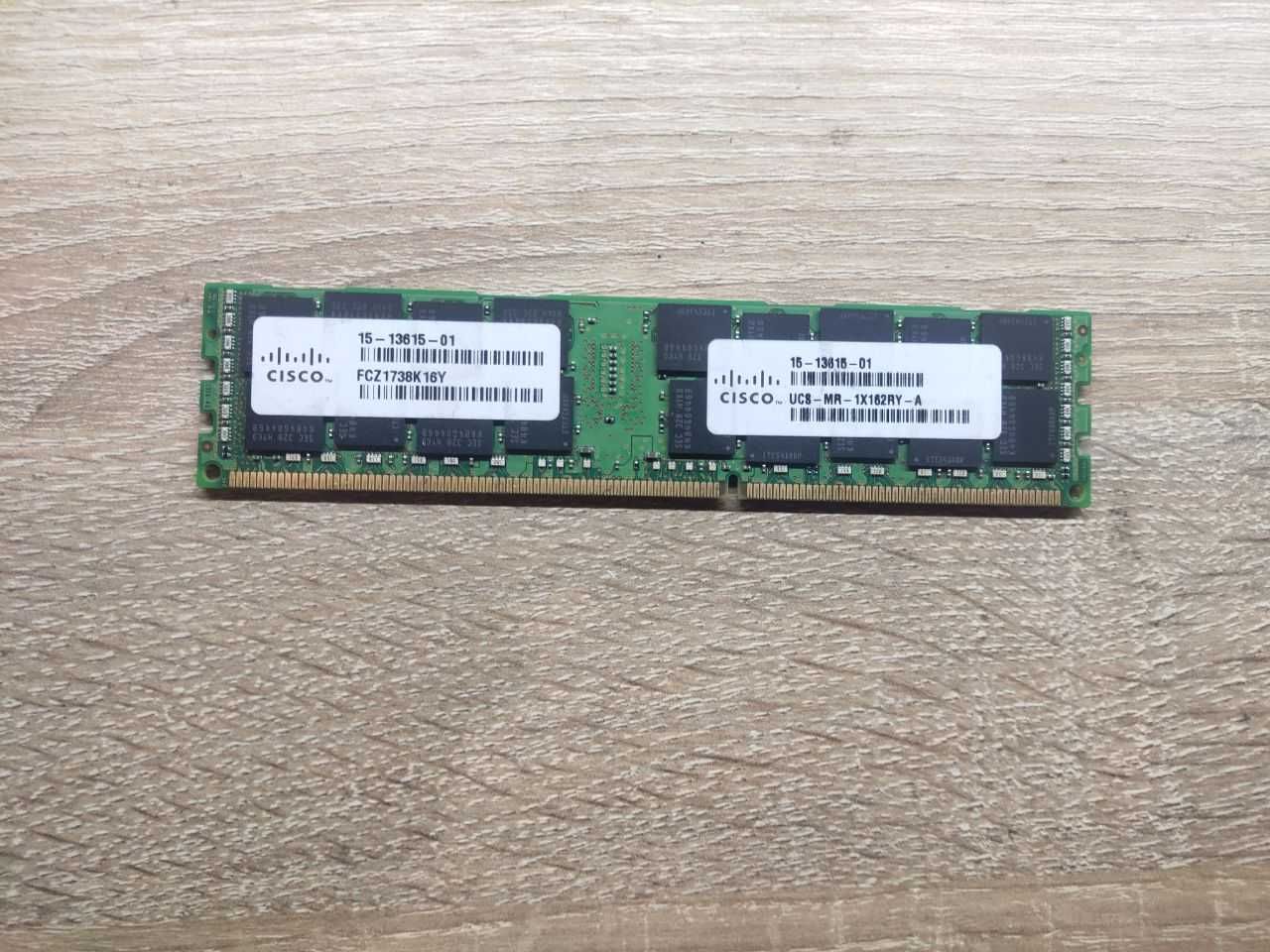 Серверна пам'ять DDR3 ECC REG 16gb 2Rx4 PC3L-12800R-11-11-E2-D3