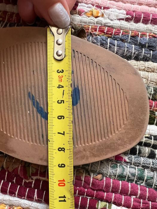 Шльопанці шкіра 37 розмір