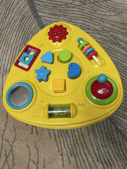 Розвиваючий столик