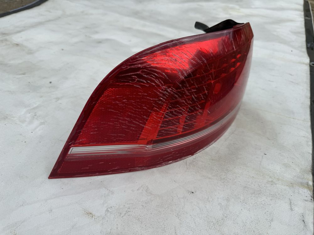 Lampa led tył lewy passat B7