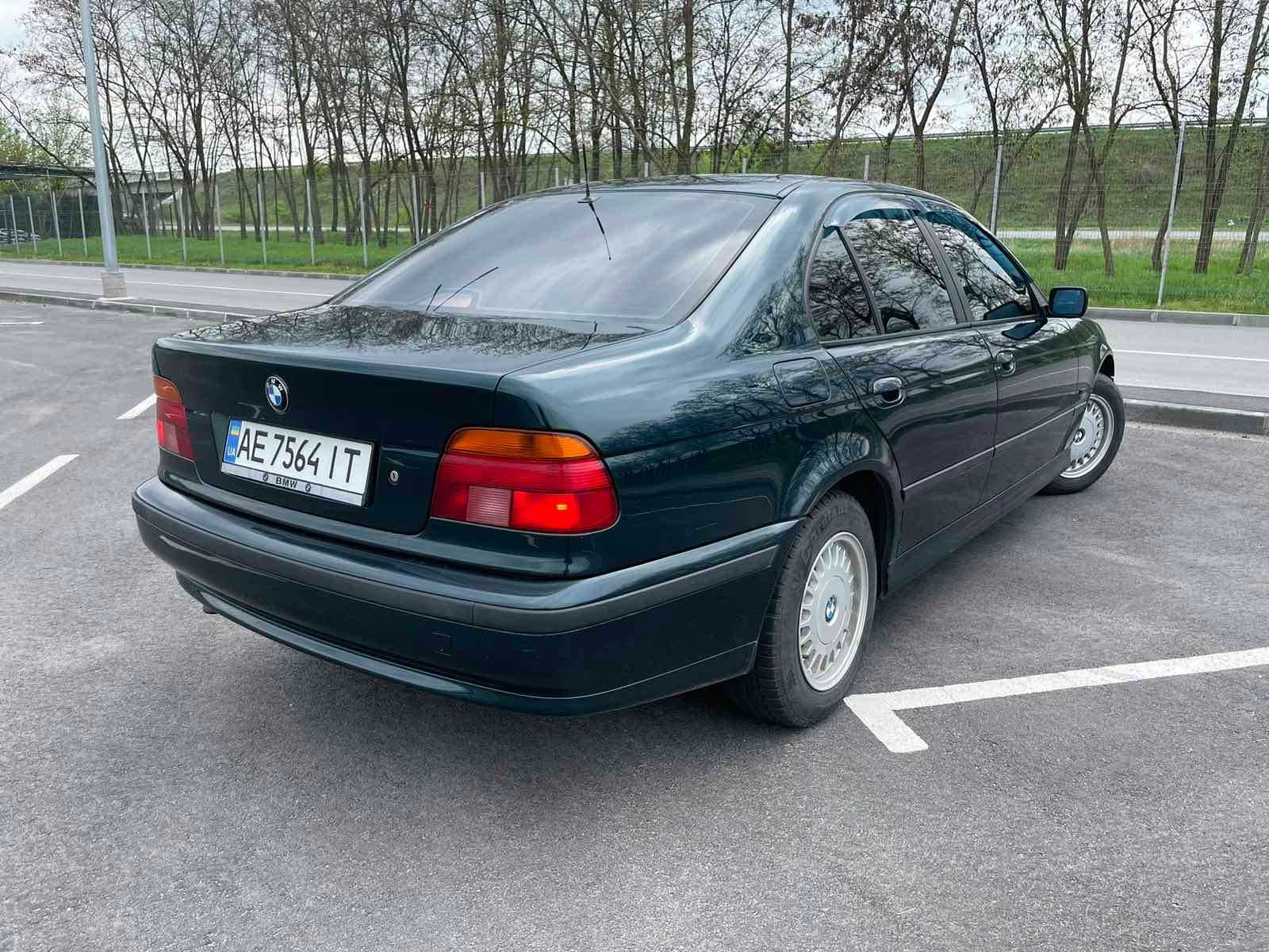 Продам ЛЕГЕНДУ/ BMW 5 E39/в идеале/обмен