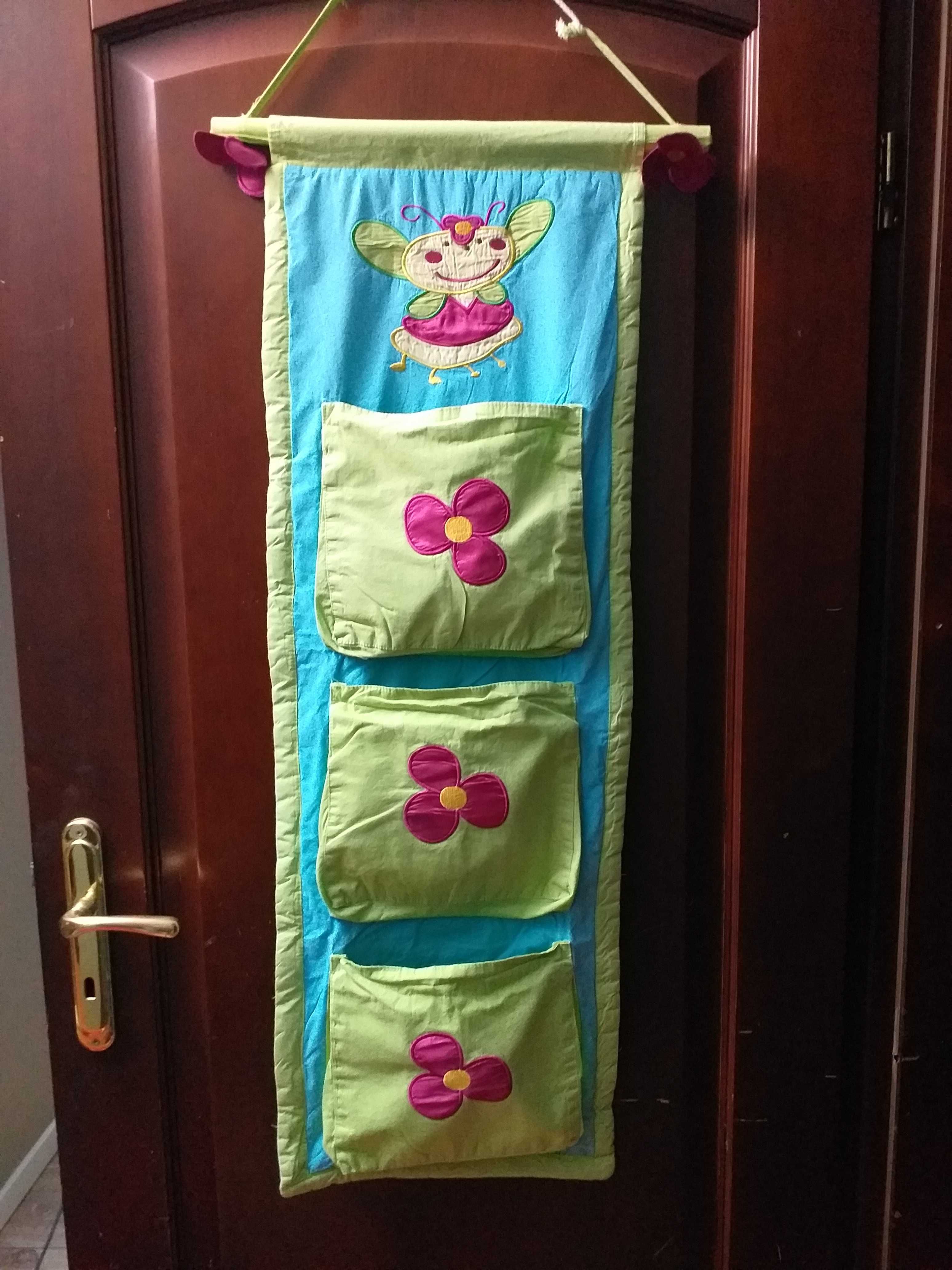 Mata ozdoba kieszonki zawieszka na drzwi lub szafę dla dziecka