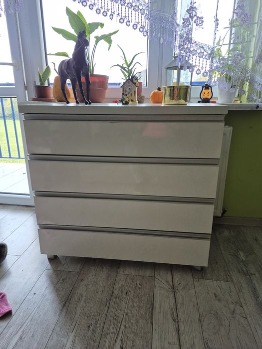Sprzedam komody.