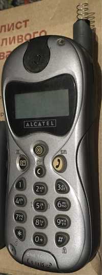 Продаю стільниковий телефон Alcatel E1С-1AD2DE1