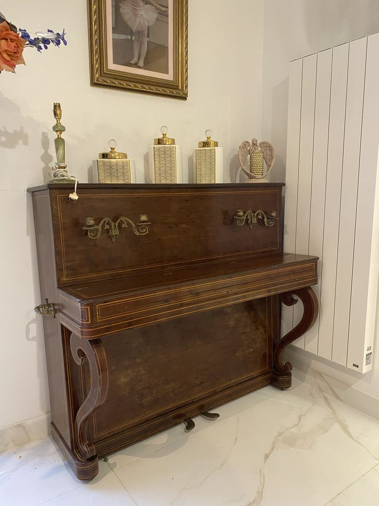Vendo piano em bom estado
