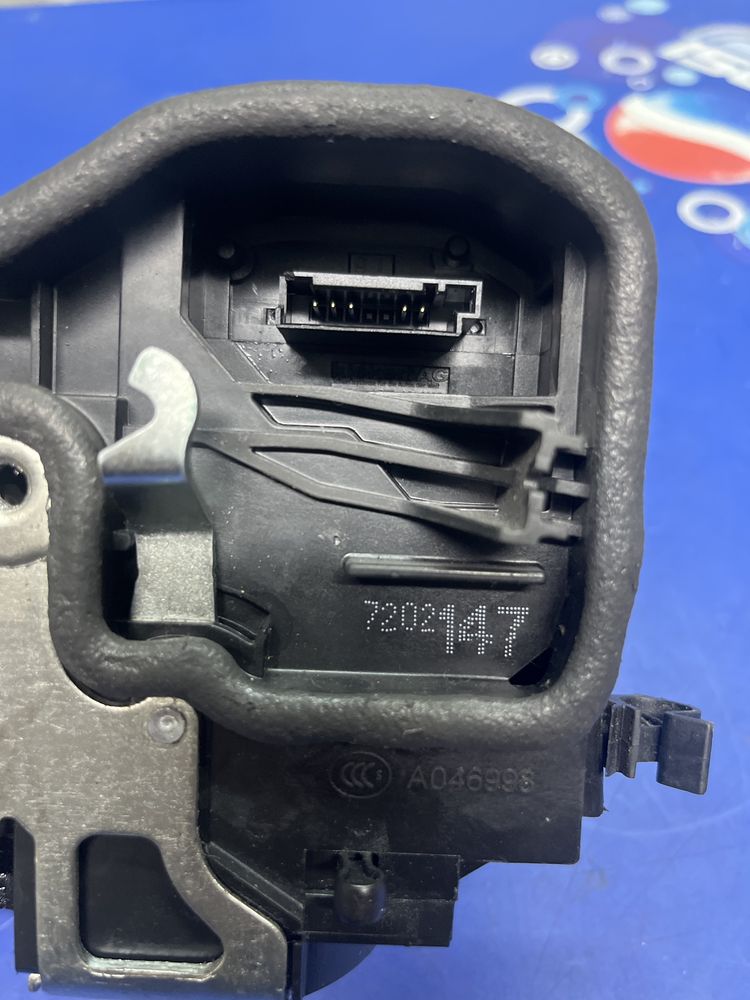 Fechadura bmw tras esquerda seri 1 x6