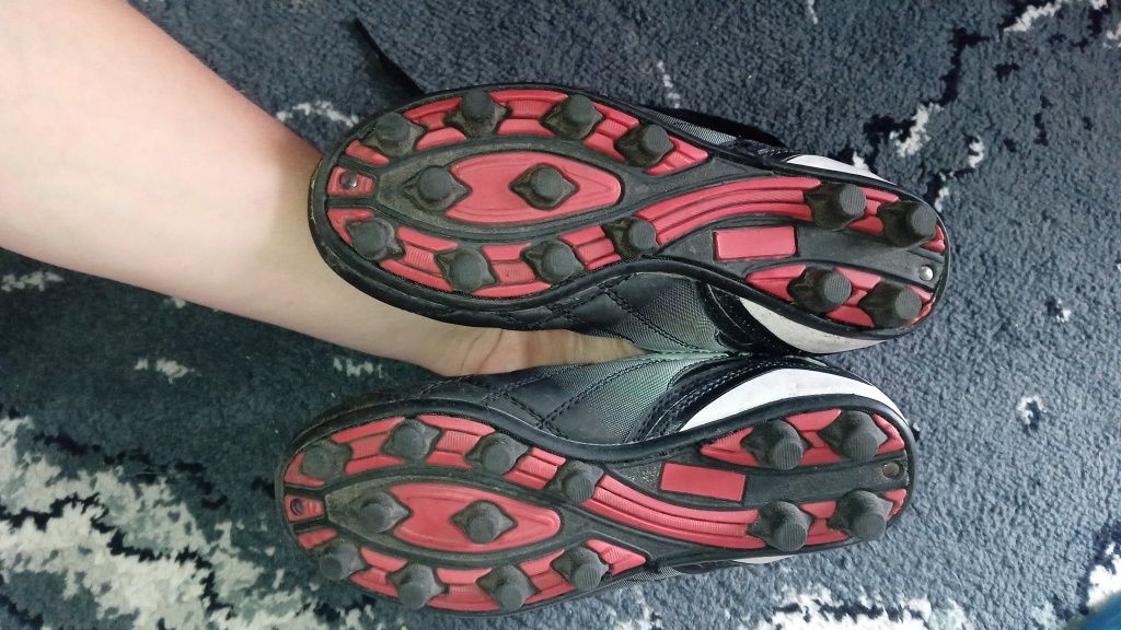 Buty trampki adidasy klamki obuwie letnie halówki żwirówki