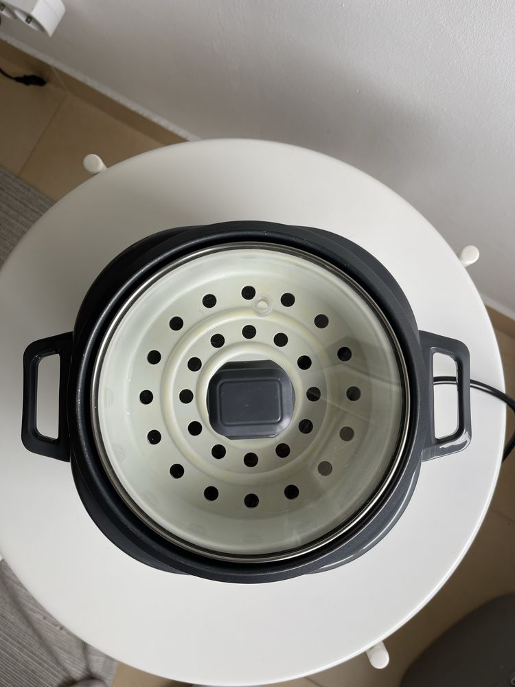 Rice cooker - Russell Hobbs, média