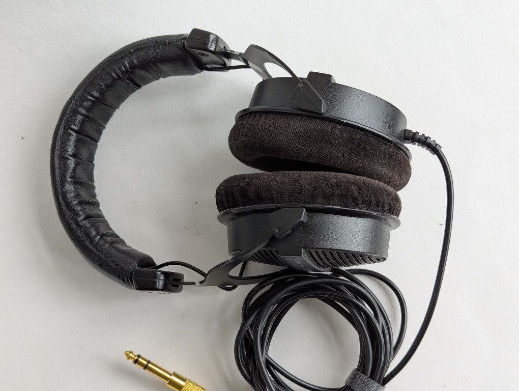 Audio-Technica beyerdynamic dt 990 pro (250ohm) навушники відкриті