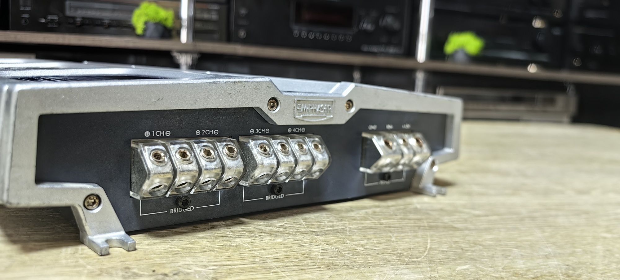Підсилювач EM PHASER EA480