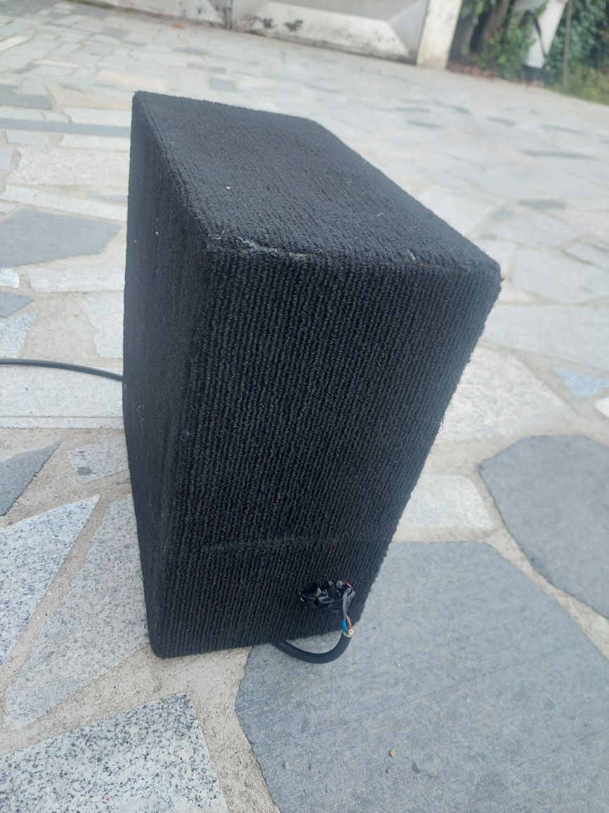 Subwoofer JBL 600W