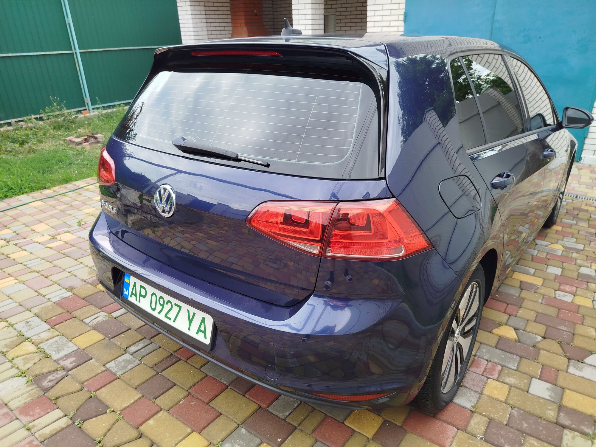 E-golf 2016 проезжает 150км