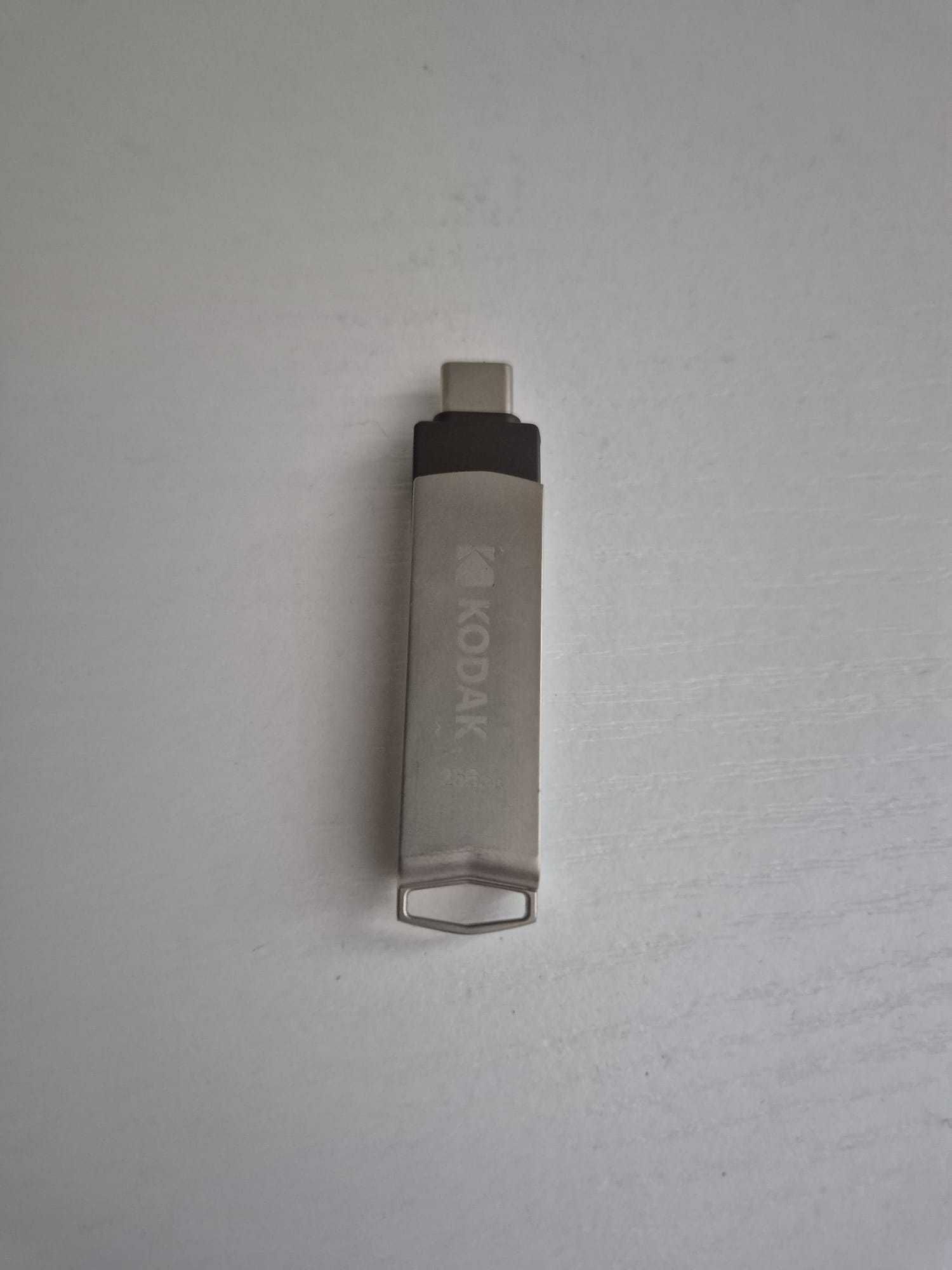 Pendrive Kodak 256GB USB 3.2 USB C do 100mb/s